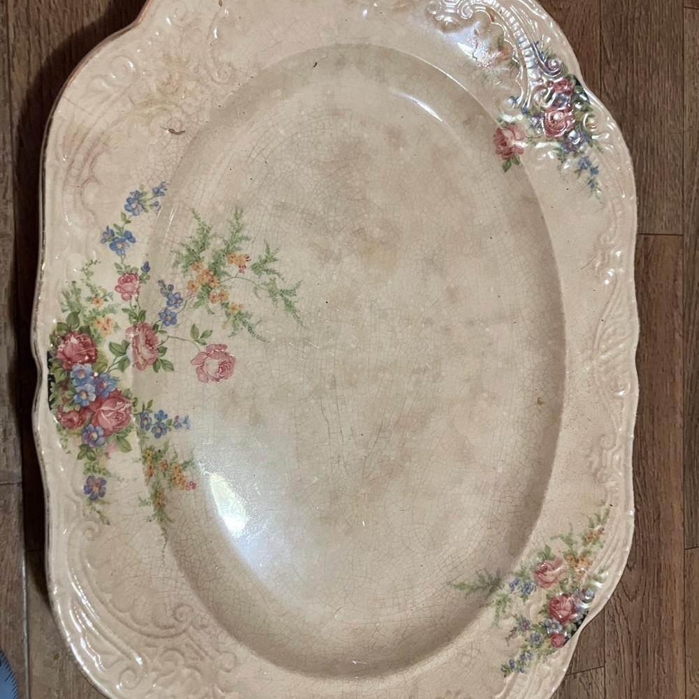Cream Floral Serveware Plate with Scalloped Edge